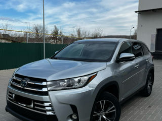 Toyota Highlander foto 2