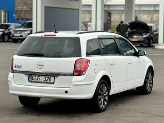 Opel Astra foto 4