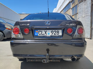 Lexus IS Series foto 3