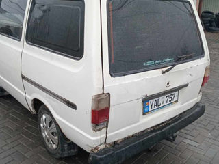 Nissan Serena foto 5