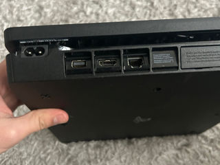 Vând Playstation 4slim foto 4