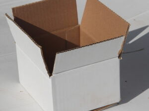 Коробки, белый трехслойный картон с НДС