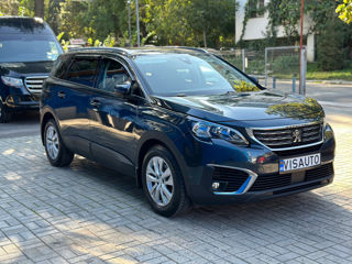 Peugeot 5008 foto 1