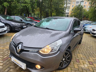 Renault Clio foto 16