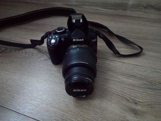 Nikon D3100 KIT 18-55 VR - stare 10/10 foto 3