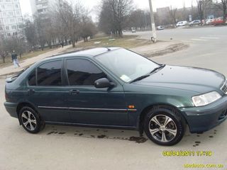 Hyundai Accent foto 8