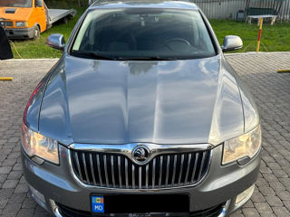 Skoda Superb foto 3