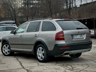 Skoda Octavia foto 2