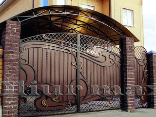 Copertine, balustrade,   porți, garduri,gratii, uși metalice, alte confecții din fier forjat. foto 4