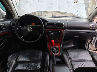 Skoda Superb foto 4