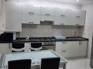 Apartament cu 2 camere, 50 m², Durlești, Chișinău foto 2