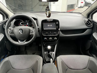 Renault Clio foto 14