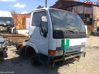 Nissan cabstar foto 2