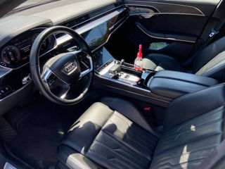 Audi A8 foto 8