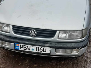 Volkswagen Passat foto 3