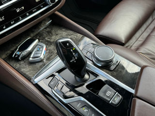 BMW 5 Series foto 13