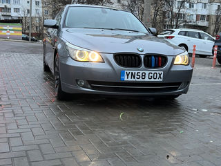 BMW 5 Series foto 4