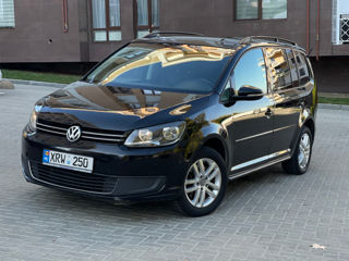 Volkswagen Touran foto 10