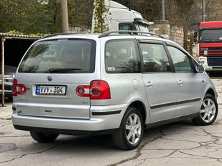 Volkswagen Sharan foto 4