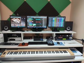 MusicPark - Studio -producere reclame, inregistrari voce, spoturi audio,video,prezentari video. foto 1