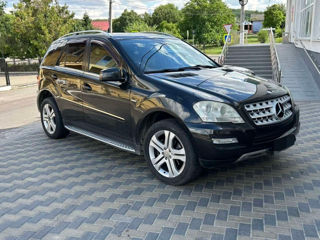 Mercedes M-Class, 2011