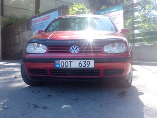 Volkswagen Golf foto 1