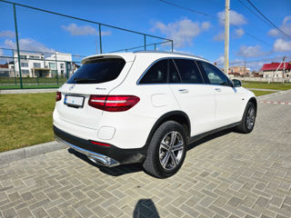 Mercedes GLC foto 3