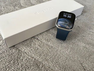 Apple Watch S9, GPS, 45mm, Silver Aluminium Case, Storm Blue Sport Band - S/M foto 5