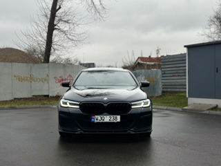 BMW 5 Series foto 3