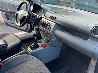 Mazda 2 foto 8