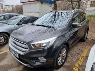 Ford Kuga foto 2