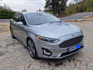 Ford Fusion foto 1