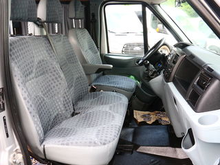 Ford Transit 2.2 115 cai foto 9