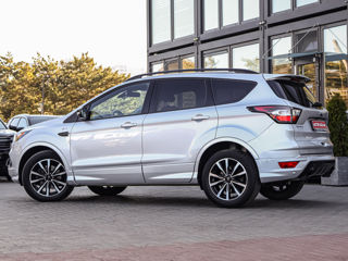 Ford Kuga foto 2