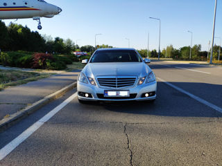 Mercedes E-Class foto 2