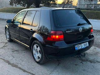 Volkswagen Golf foto 4