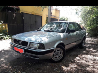 Audi 80