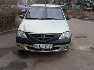 Dacia Logan foto 3