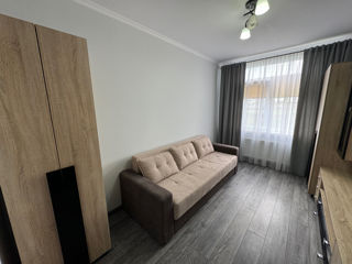 Apartament cu 2 camere, 59 m², Botanica, Chișinău foto 3