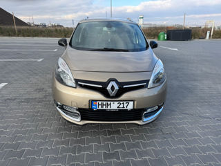 Renault Grand Scenic foto 2