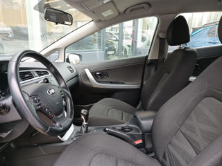 KIA Ceed foto 10