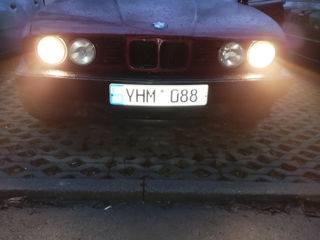 BMW 5 Series foto 4