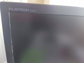 Продаются два монитора LG flatron 22" foto 2