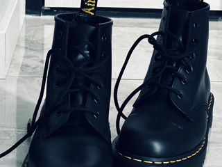 Dr.Martens