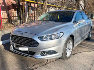 Ford Fusion foto 3