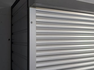 Dulap metalic RoletBox cu roletă și stelaje – perfect pentru parcare, balcon, grădină, curte. фото 4