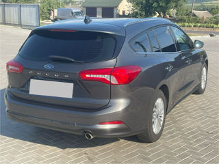 Ford Focus foto 6