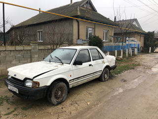 Ford Orion foto 2