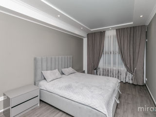 Apartament cu 2 camere, 82 m², Centru, Chișinău