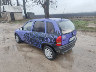 Opel Corsa foto 2